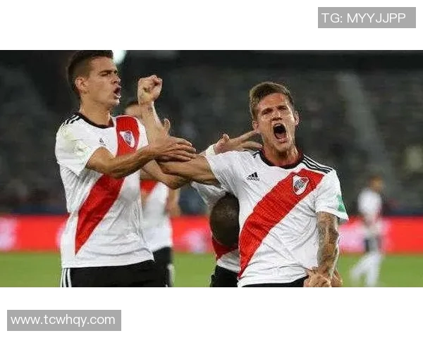 河床与克鲁塞罗的巅峰对决谁将书写足球历史新篇章 河床与克鲁塞罗的巅峰对决谁将书写足球历史新篇章