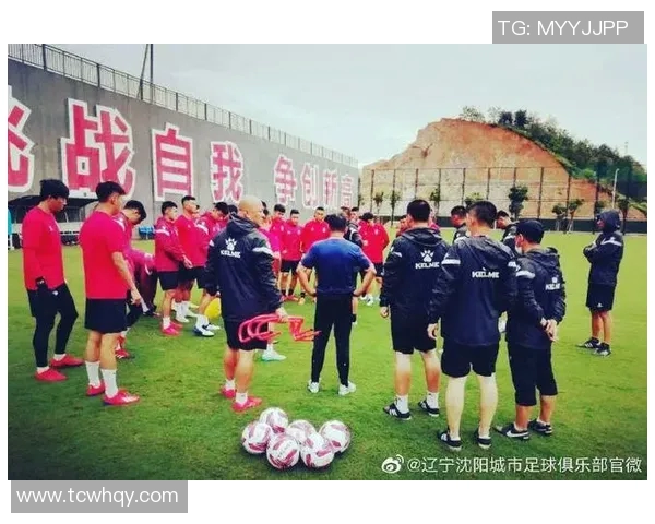 江西联盛主场迎战梅州客家期待精彩对决双方争夺宝贵积分的激烈较量 江西联盛主场迎战梅州客家期待精彩对决双方争夺宝贵积分的激烈较量