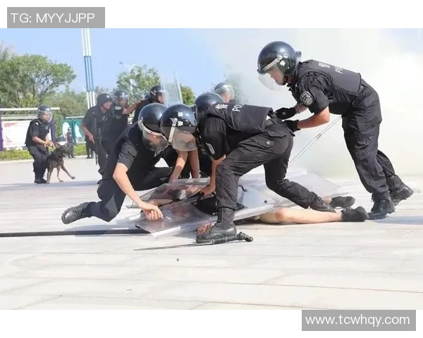 重庆滑板队的进攻战术解析与实战应用探讨 重庆滑板队的进攻战术解析与实战应用探讨