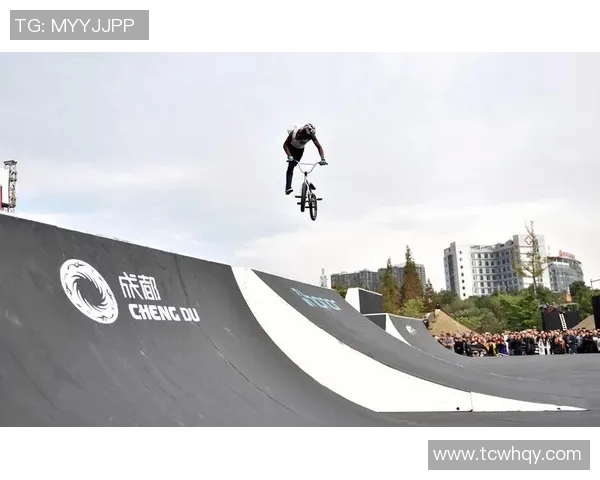 重庆街舞队在极限运动会中以87分稳居积分榜首位