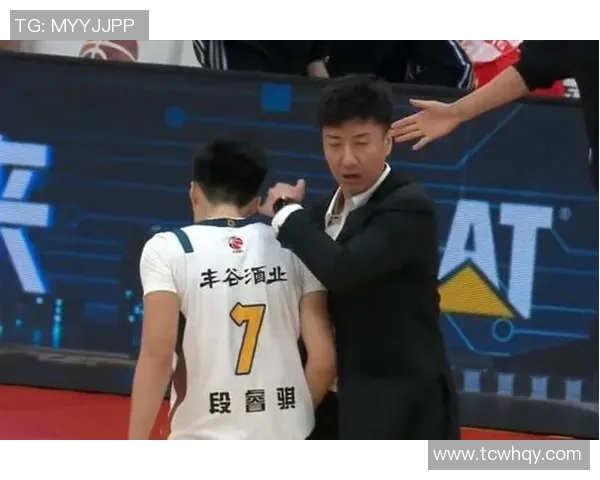 韩硕:从职场新秀到行业领军者的成长之路与未来展望 韩硕:从职场新秀到行业领军者的成长之路与未来展望