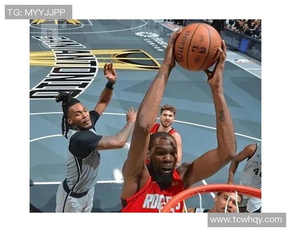 马刺与火箭季后赛第三场激战回顾与精彩瞬间分析 马刺与火箭季后赛第三场激战回顾与精彩瞬间分析