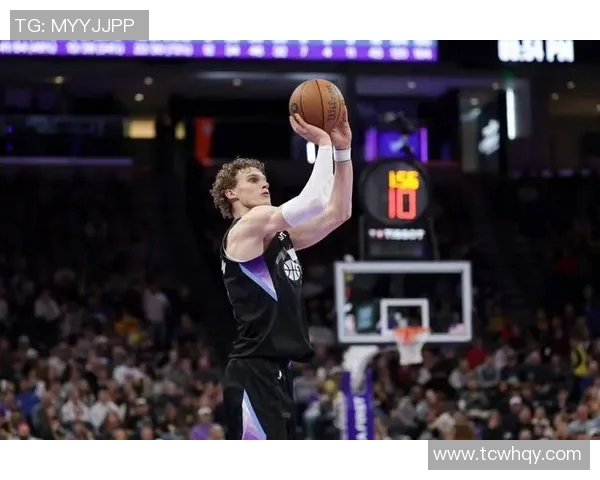 劳里马尔卡宁如何在NBA赛场上展现出色的篮球天赋与领导力
